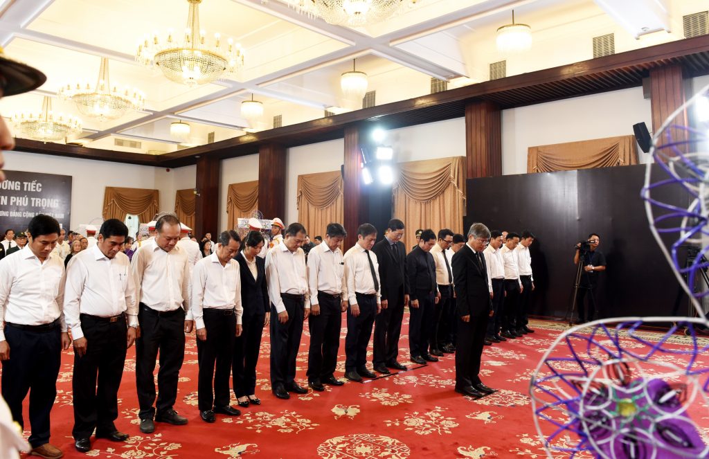 VRG viếng Tổng Bí Thư Nguyễn Phú Trọng